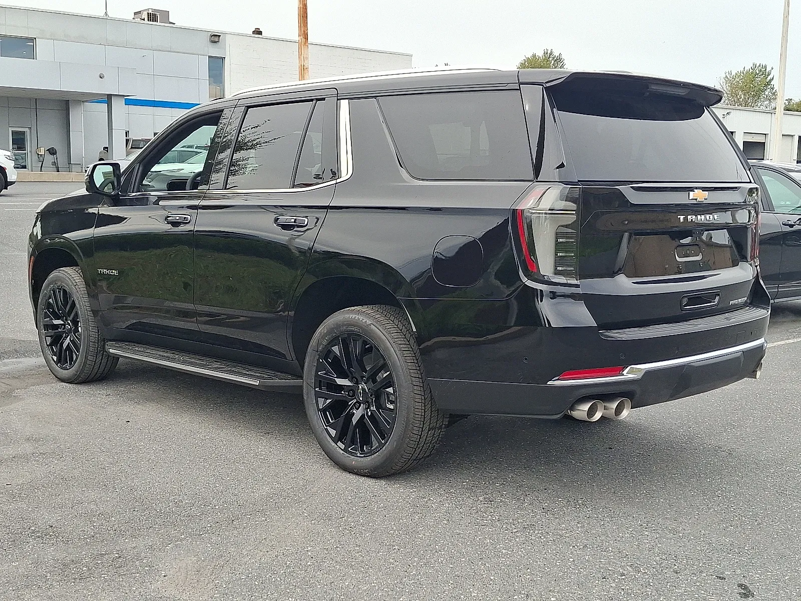 2026 Chevrolet Tahoe Premier - Photo 8