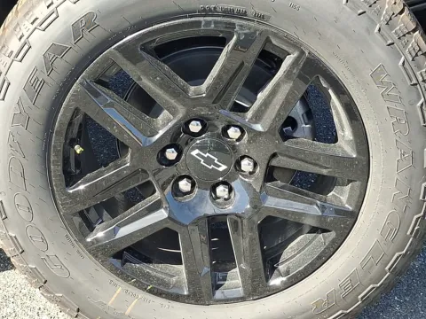 More photos of 2026 Chevrolet Silverado 1500 4WD Crew Cab Short Bed Custom Trail Boss at Brown Daub Chevrolet of Nazareth, PA