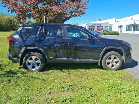 More photos of 2021 Toyota RAV4 Hybrid LE at Brown Daub Chevrolet of Nazareth, PA