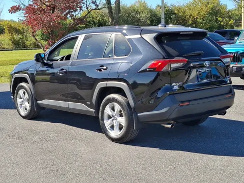 More photos of 2021 Toyota RAV4 Hybrid LE at Brown Daub Chevrolet of Nazareth, PA