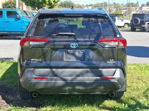 More photos of 2021 Toyota RAV4 Hybrid LE at Brown Daub Chevrolet of Nazareth, PA