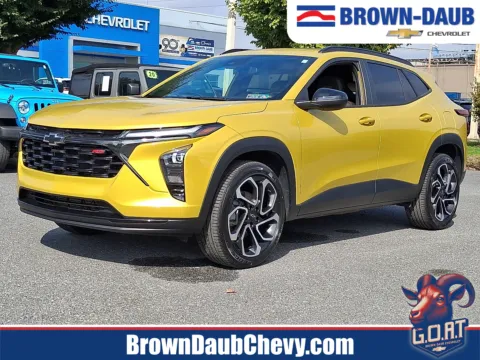 Yellow 2024 Chevrolet Trax FWD 2RS for sale in Nazareth, PA