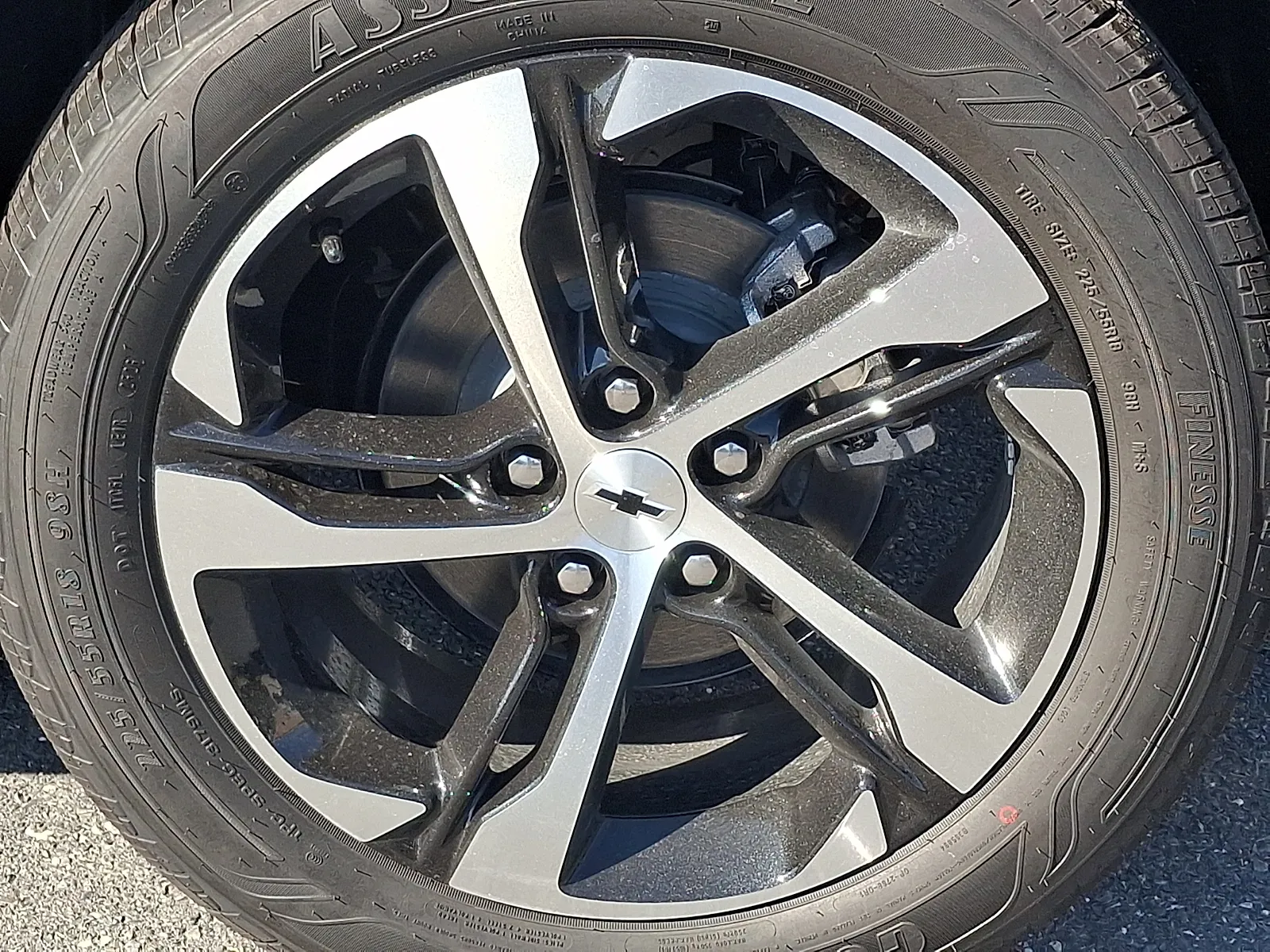 2026 Chevrolet Trax RS - Photo 8