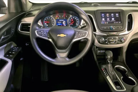 More photos of 2022 Chevrolet Equinox LT at Cable Dahmer Kia of Lawrence, KS