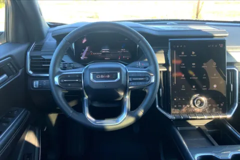 More photos of 2025 GMC Acadia FWD Elevation at Cable Dahmer Kia of Lawrence, KS