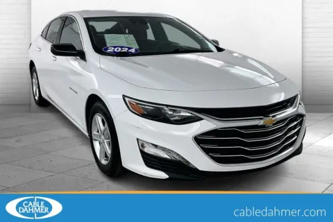 White 2024 Chevrolet Malibu LT for sale in Lawrence, KS