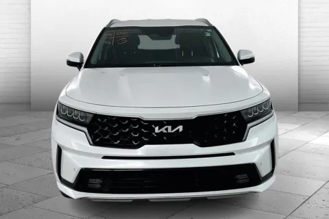 Photos of 2023 Kia Sorento Hybrid EX for sale in Lawrence, KS at Cable Dahmer Kia of Lawrence