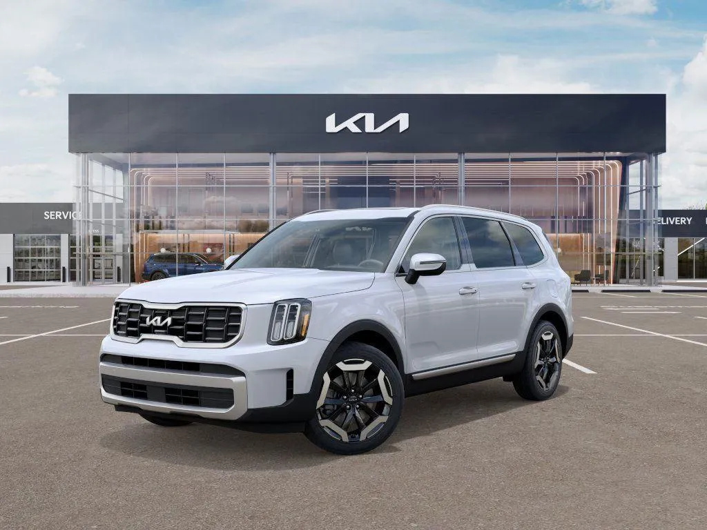 White 2025 Kia Telluride S for sale in Lawrence, KS