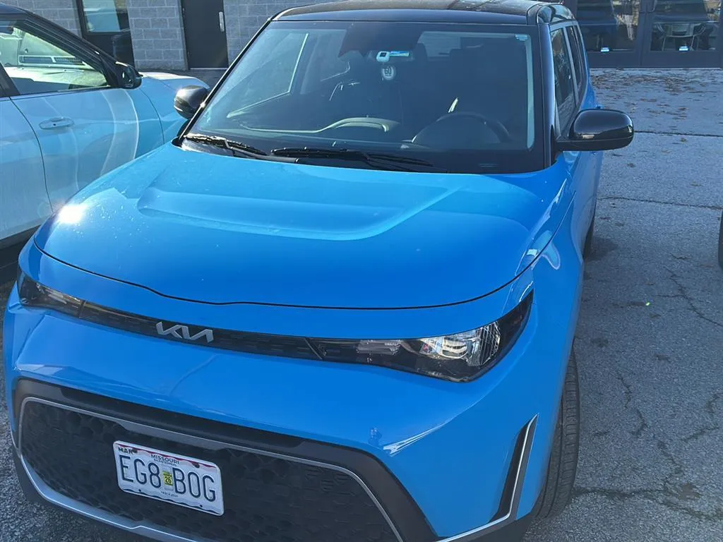 Used 2025 Kia Soul S with VIN KNDJ23AU4S7254113 for sale in Kansas City
