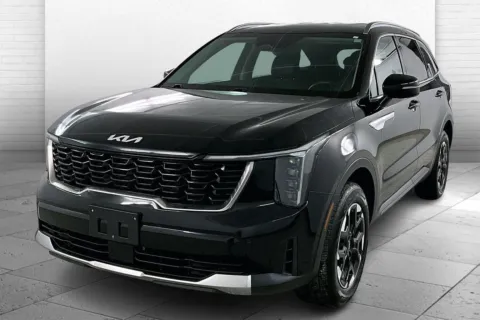 Another view of 2024 Kia Sorento S for sale in Lawrence, KS at Cable Dahmer Kia of Lawrence