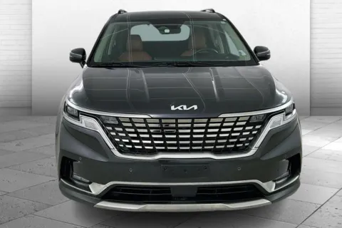 Photos of 2024 KIA CARNIVAL SX for sale in Lawrence, KS at Cable Dahmer Kia of Lawrence