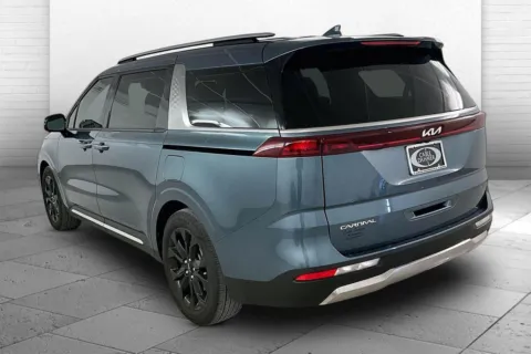 More photos of 2024 Kia Carnival SX at Cable Dahmer Kia of Lawrence, KS