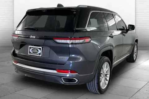 More photos of 2022 Jeep Grand Cherokee Summit at Cable Dahmer Kia of Lawrence, KS