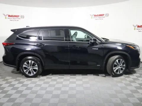 Another view of 2021 Toyota Highlander Hybrid XLE for sale in Colorado Springs, CO at McCloskey Imports & 4x4s (Licensed as McCloskey Isuzu)