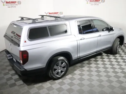 More photos of 2020 Honda Ridgeline RTL-E at McCloskey Imports & 4x4s (Licensed as McCloskey Isuzu), CO