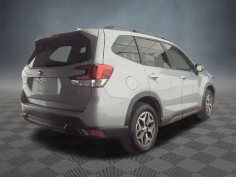 More photos of 2020 Subaru Forester Premium at McCloskey Imports & 4x4s (Licensed as McCloskey Isuzu), CO