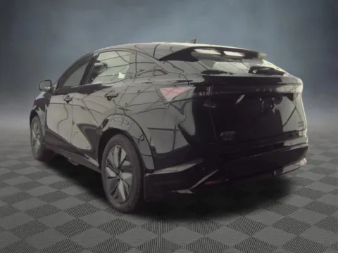 More photos of 2024 Nissan Ariya EVOLVE+ e-4ORCE at McCloskey Imports & 4x4s (Licensed as McCloskey Isuzu), CO