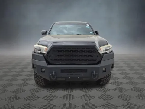 More photos of 2016 Toyota Tacoma SR5 at McCloskey Imports & 4x4s (Licensed as McCloskey Isuzu), CO