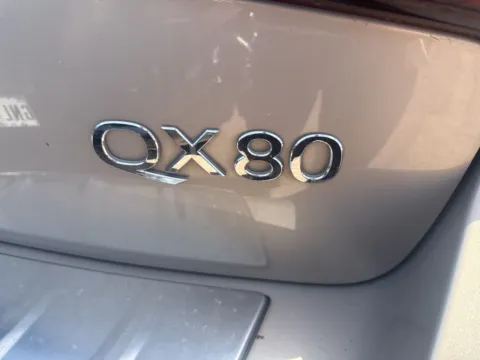 More photos of 2019 INFINITI QX80 LUXE at McCloskey Imports & 4x4s (Licensed as McCloskey Isuzu), CO