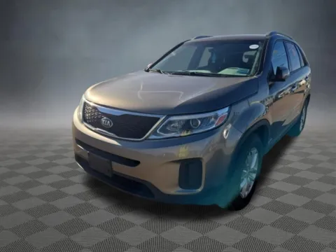 More photos of 2015 Kia Sorento LX at McCloskey Imports & 4x4s (Licensed as McCloskey Isuzu), CO