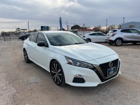 More photos of 2019 NISSAN ALTIMA 2.5 SR at AG Autoplex, TX
