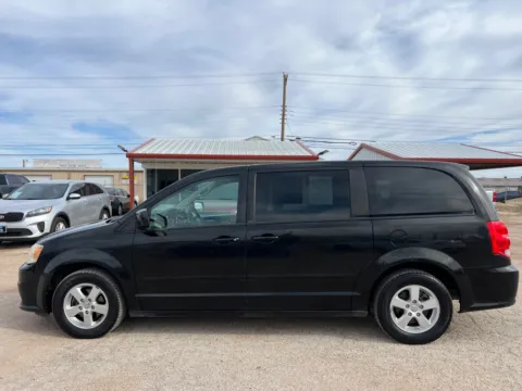 Black 2012 DODGE GRAND CARAVAN SXT for sale in Abilene, TX