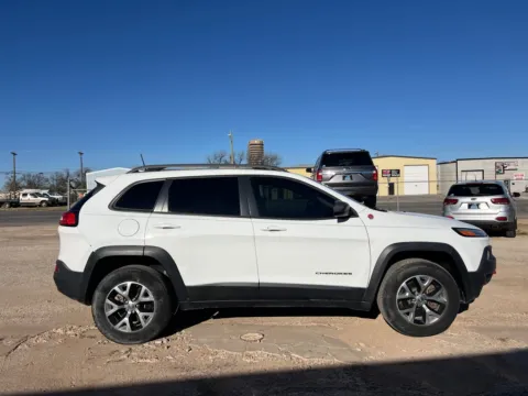 More photos of 2017 JEEP CHEROKEE TRAILHAWK at AG Autoplex, TX