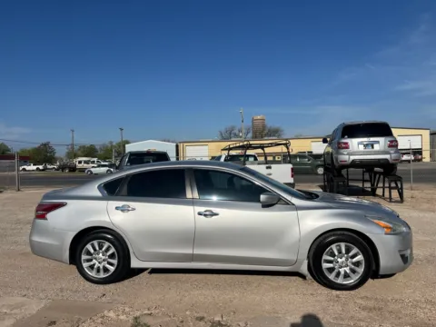 More photos of 2015 NISSAN ALTIMA 2.5 SV at AG Autoplex, TX