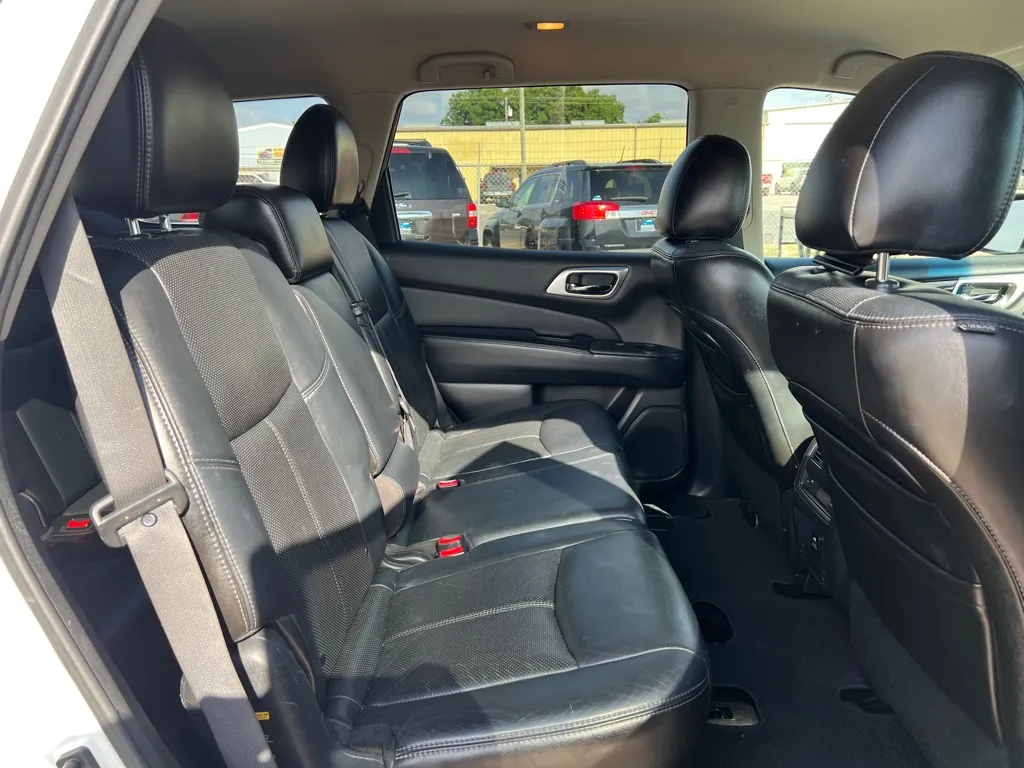 2013 Nissan Pathfinder S - Photo 16