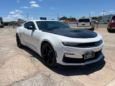 More photos of 2020 CHEVROLET CAMARO SS at AG Autoplex, TX