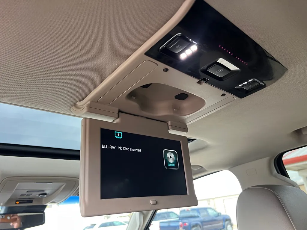 2016 Chevrolet Tahoe LTZ - Photo 17