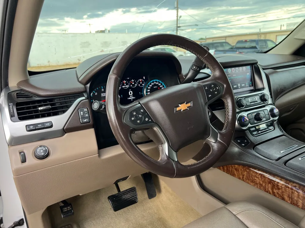 2016 Chevrolet Tahoe LTZ - Photo 11