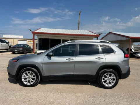 Photos of 2016 JEEP CHEROKEE LATITUDE for sale in Abilene, TX at AG Autoplex