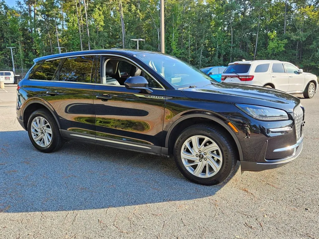 Black 2023 Lincoln Corsair Standard for sale in Macon, GA