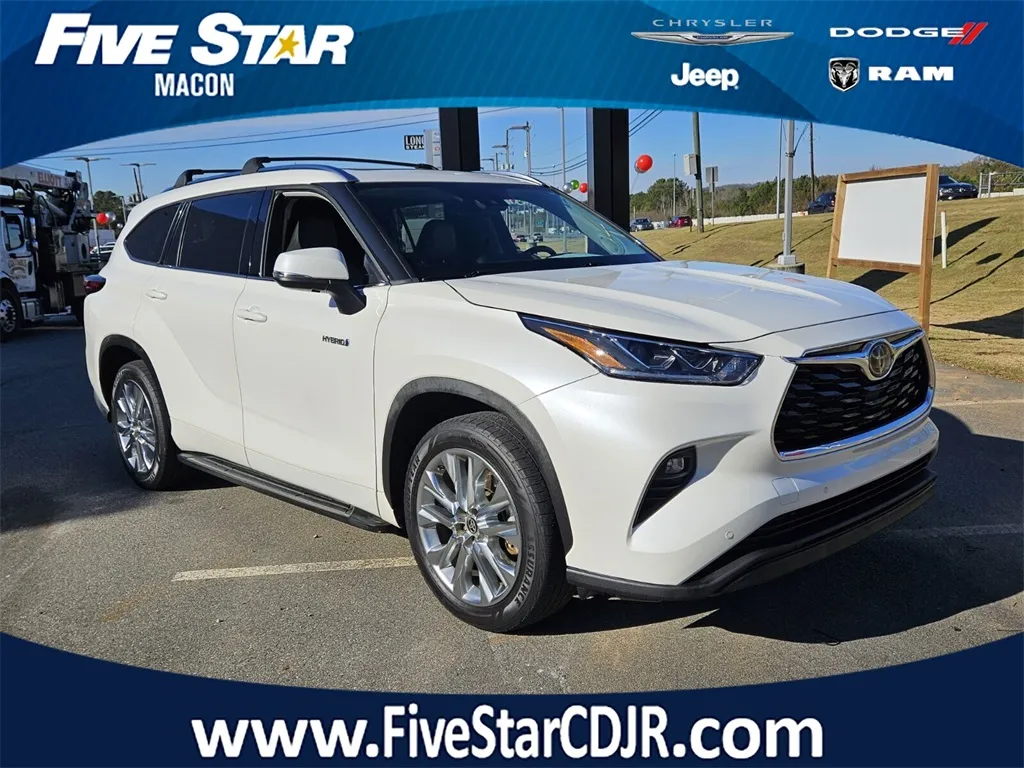 White 2021 Toyota Highlander Hybrid Limited for sale in Macon, GA