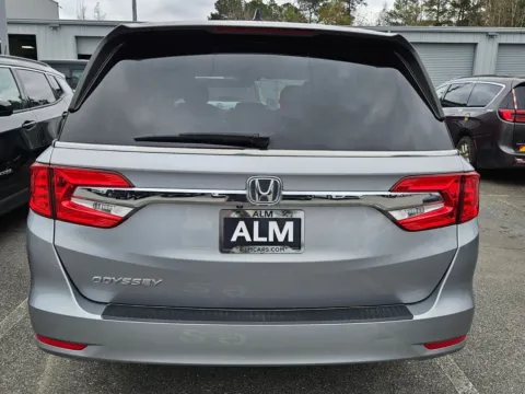 More photos of 2019 Honda Odyssey EX-L at ALM CDJR Macon, GA