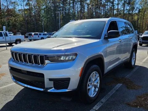 Another view of 2025 Jeep Grand Cherokee L Laredo for sale in Macon, GA at ALM CDJR Macon
