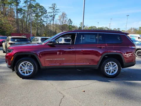 More photos of 2025 Jeep Grand Cherokee L Laredo at ALM CDJR Macon, GA