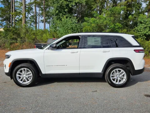 More photos of 2025 Jeep Grand Cherokee Laredo X at ALM CDJR Macon, GA