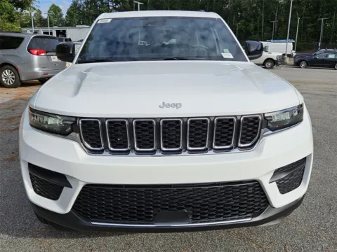 Photos of 2025 Jeep Grand Cherokee Laredo X for sale in Macon, GA at ALM CDJR Macon