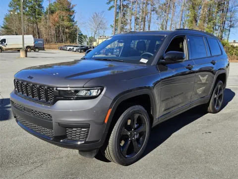 Another view of 2025 Jeep Grand Cherokee L Altitude X for sale in Macon, GA at ALM CDJR Macon