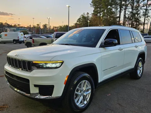 Another view of 2025 Jeep Grand Cherokee L Laredo for sale in Macon, GA at ALM CDJR Macon