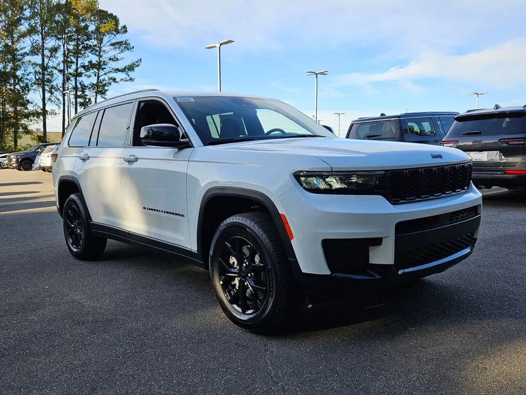White 2025 Jeep Grand Cherokee L Altitude X for sale in Macon, GA