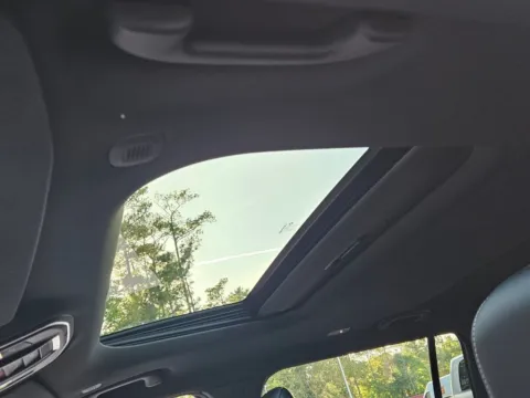 More photos of 2025 Jeep Grand Cherokee L Altitude X at ALM CDJR Macon, GA