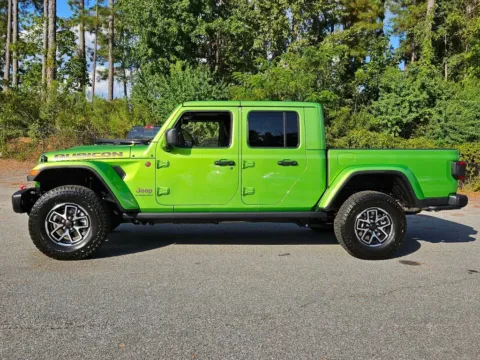 More photos of 2025 Jeep Gladiator Rubicon at ALM CDJR Macon, GA