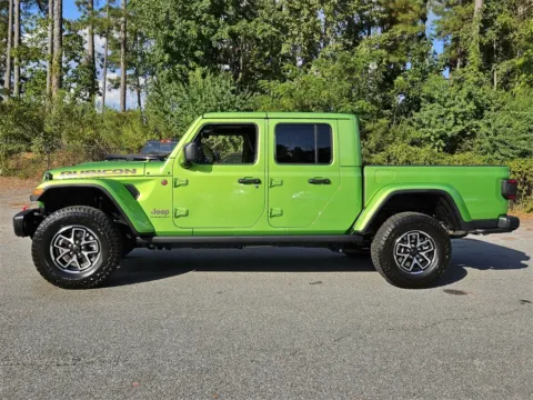 More photos of 2025 Jeep Gladiator Rubicon at ALM CDJR Macon, GA