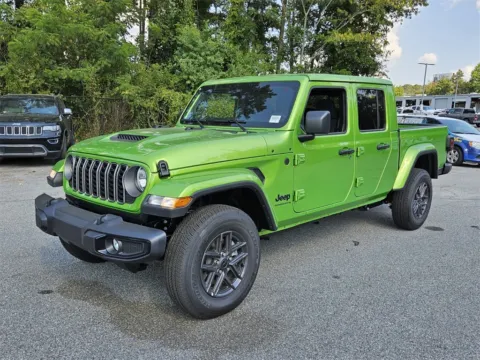 Another view of 2025 Jeep Gladiator Sport S for sale in Macon, GA at ALM CDJR Macon