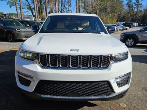 Photos of 2025 Jeep Grand Cherokee Limited for sale in Macon, GA at ALM CDJR Macon