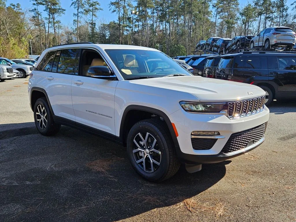 White 2025 Jeep Grand Cherokee Limited for sale in Macon, GA
