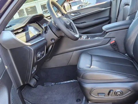 More photos of 2025 Jeep Grand Cherokee L Limited at ALM CDJR Macon, GA